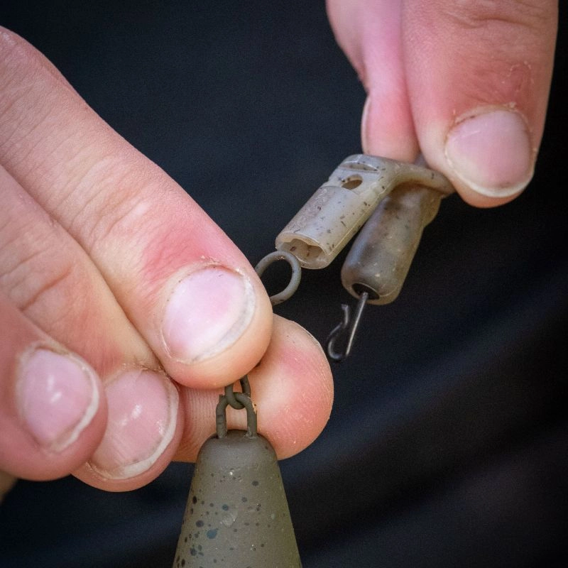 Fox Edges Camo Angled Drop Off Run Rig Kit